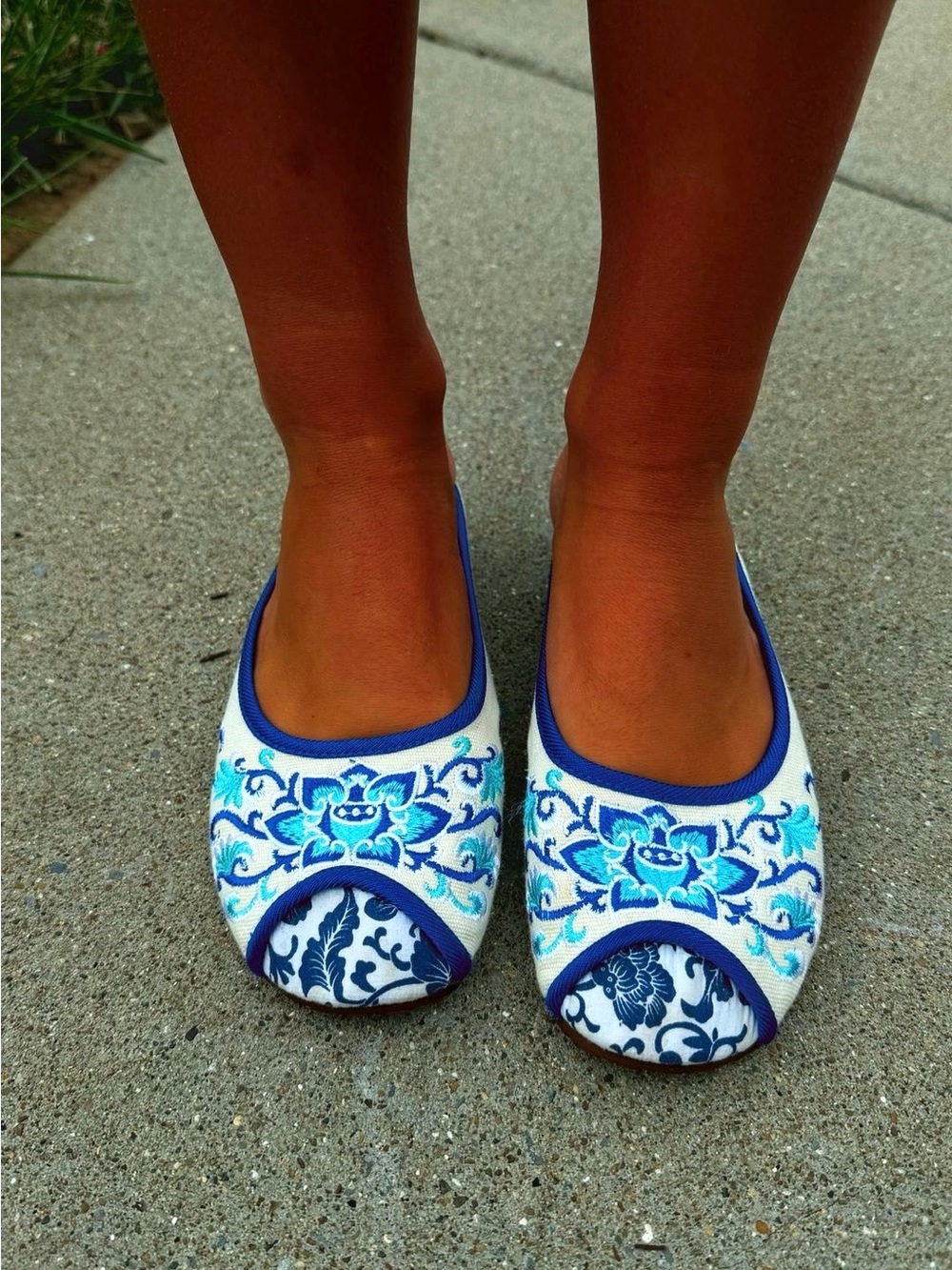 Women’s Blue Embroidered Peep-Toe Flats